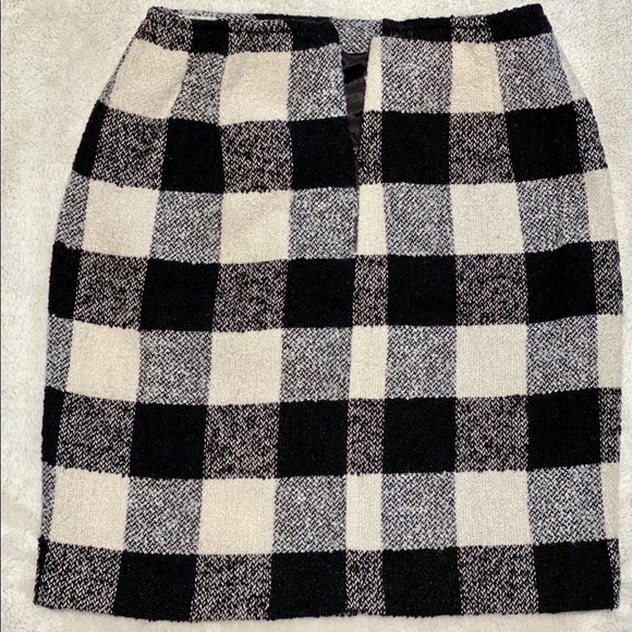 The Limited Wool Plaid Mini Skirt Size 6 Women’s - Picture 2 of 4